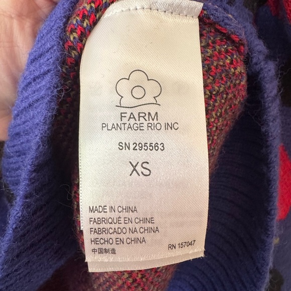 FARM Rio sweater 🍓 - Picture 3 of 4